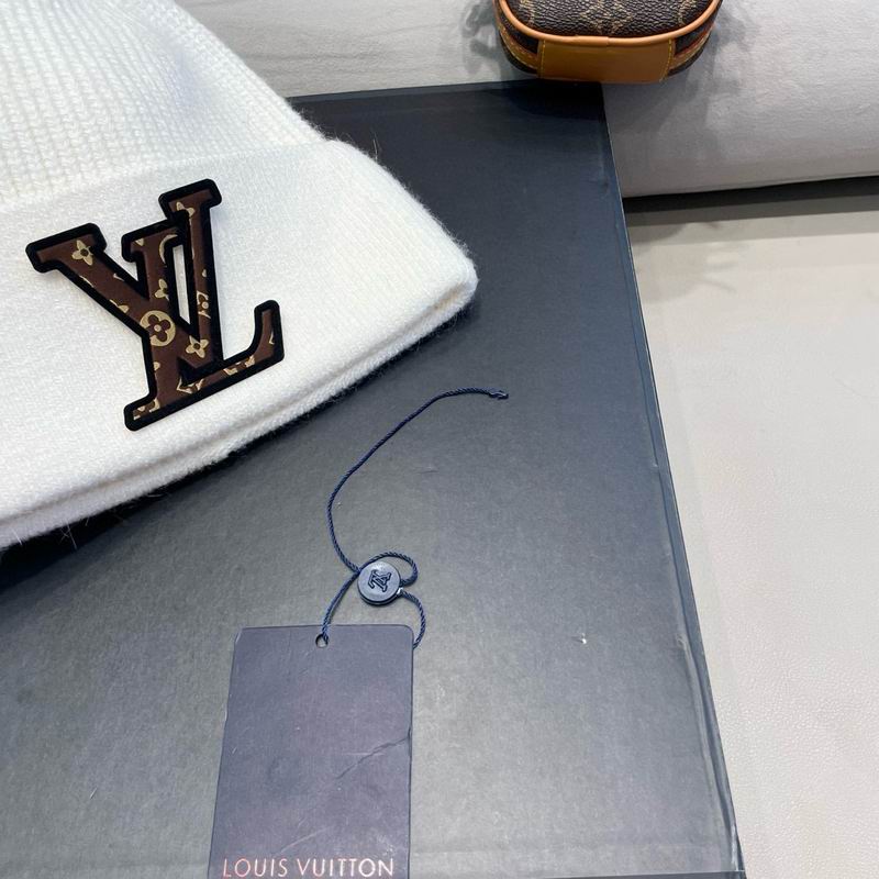 LV hat (263)