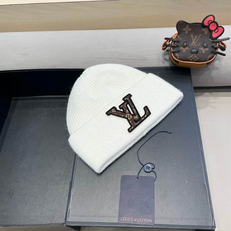 LV hat (264)