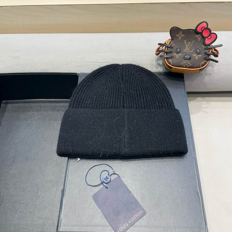 LV hat (269)