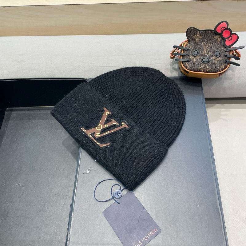 LV hat (274)