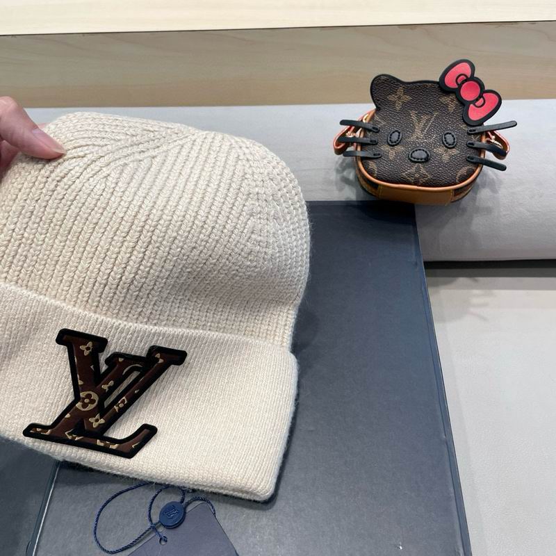 LV hat (288)