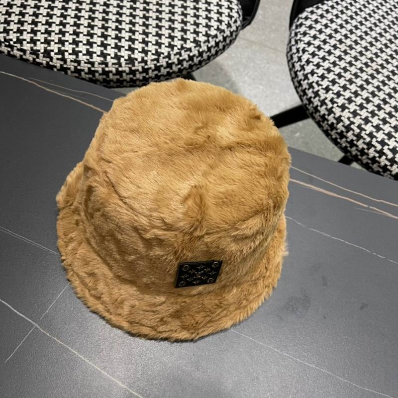 LV hat (30)