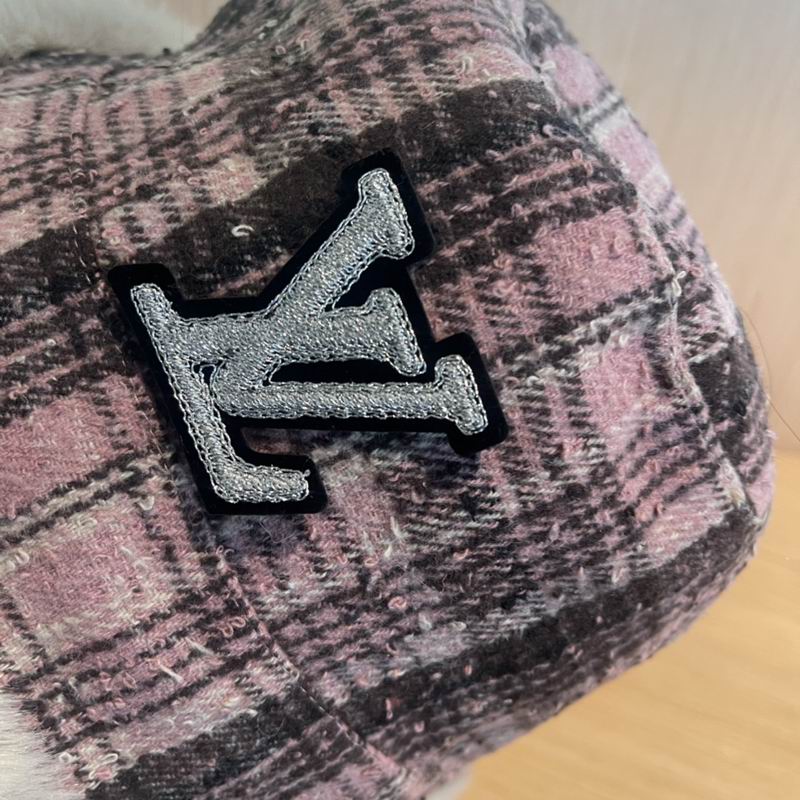 LV hat (32)