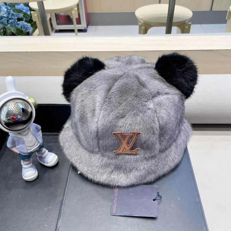 LV hat (43)