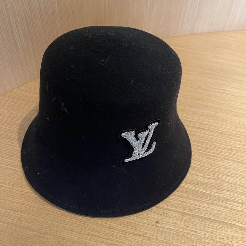 LV hat (44)