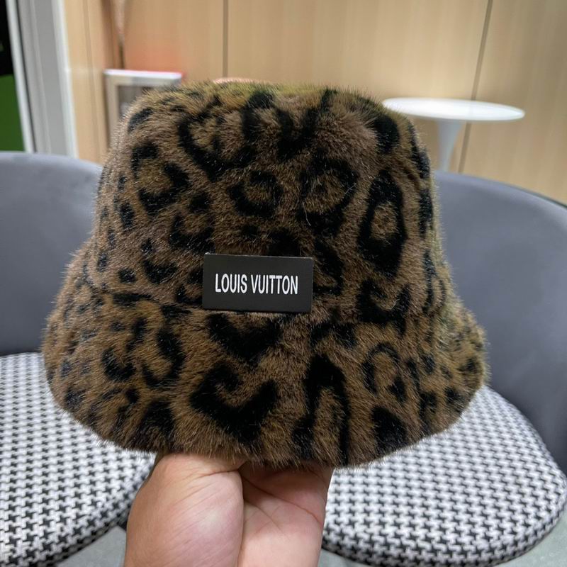 LV hat (46)