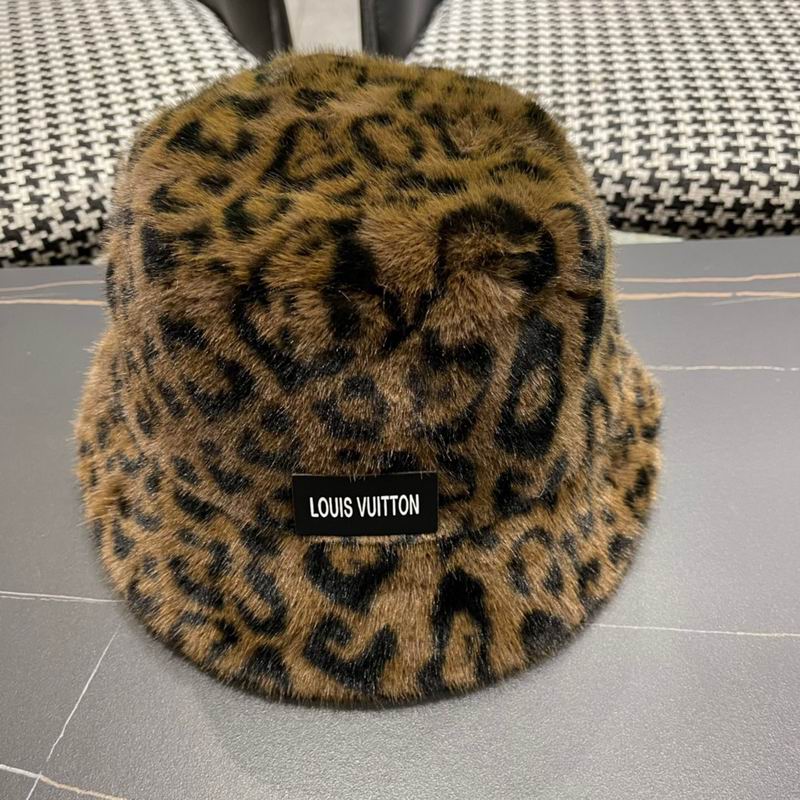 LV hat (52)