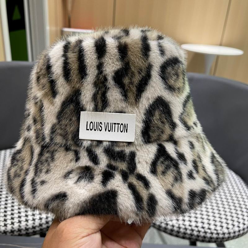 LV hat (57)