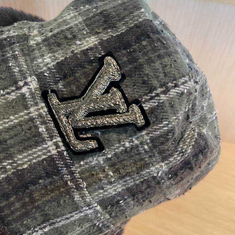 LV hat (62)