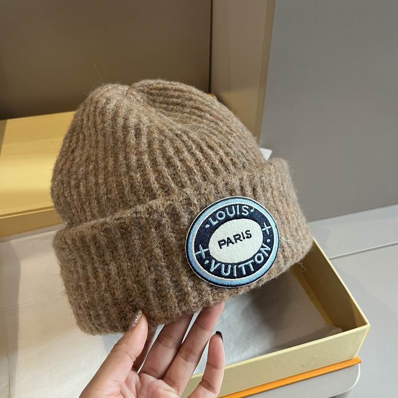 LV hat (65)