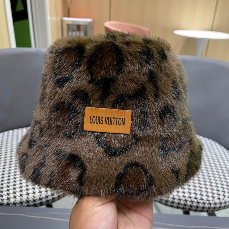 LV hat (68)