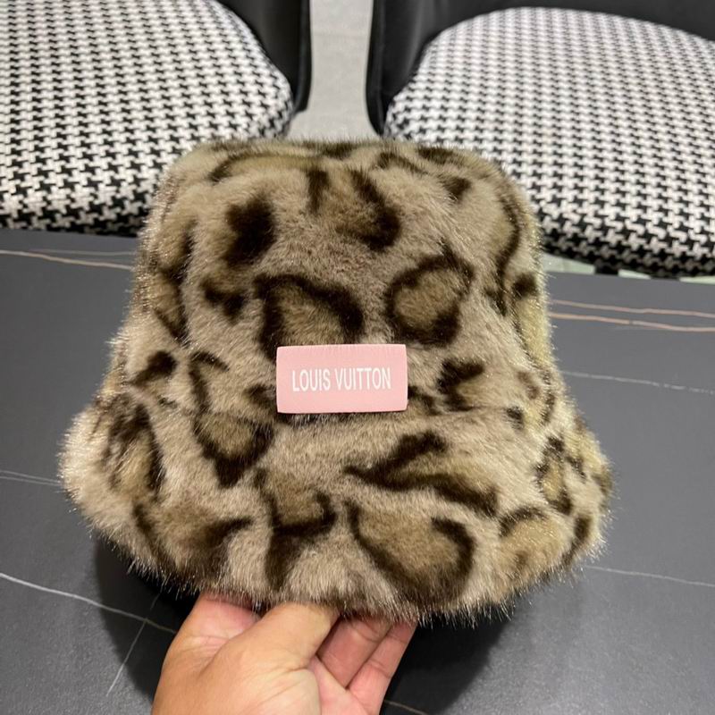LV hat (81)