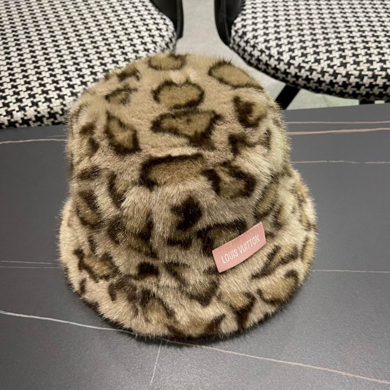 LV hat (84)