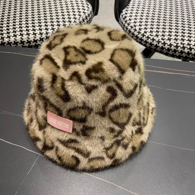 LV hat (85)