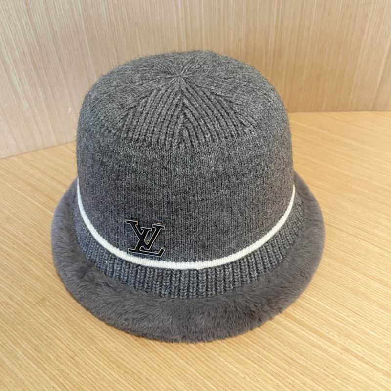 LV hat (90)