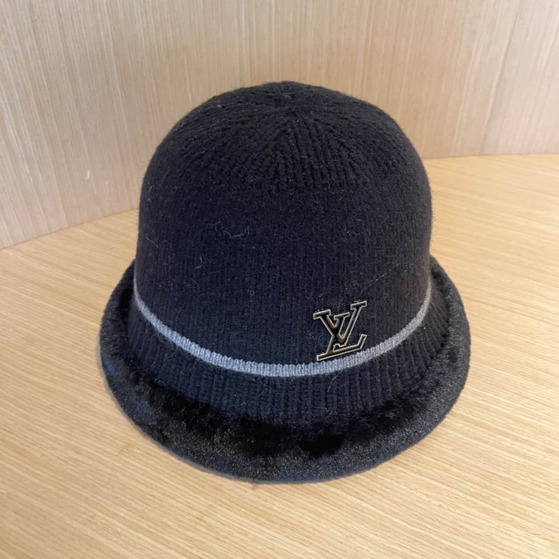 LV hat (99)