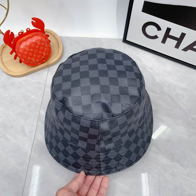 LV hat dx (13)