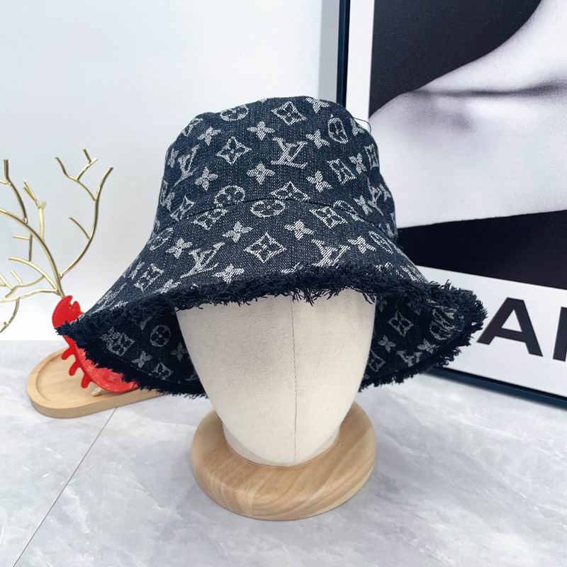 LV hat dx (18)