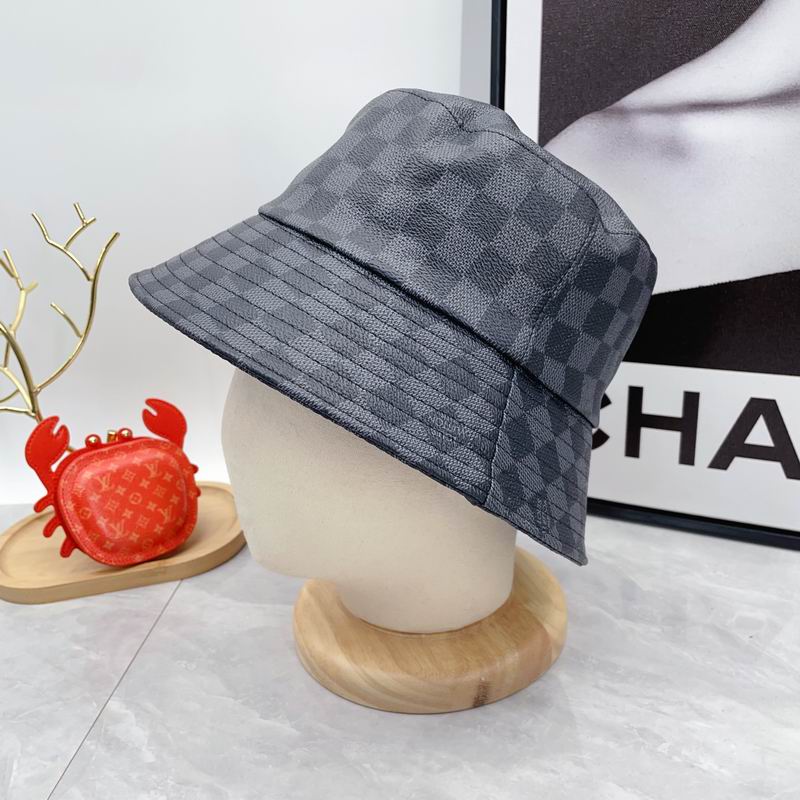 LV hat dx (18)