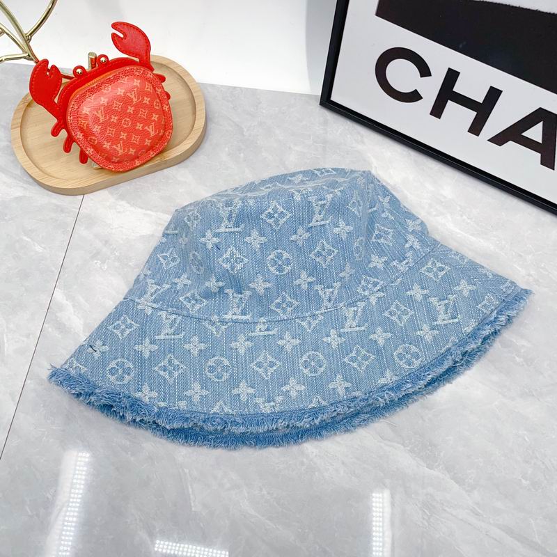 LV hat dx (21)