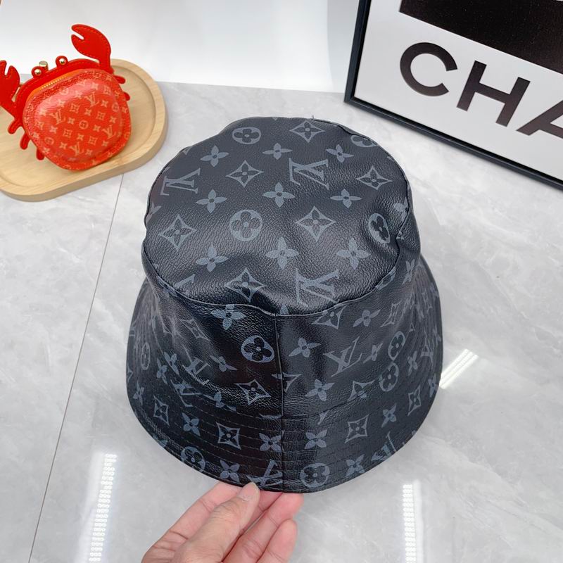 LV hat dx (23)