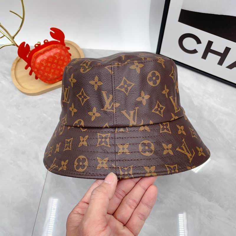 LV hat dx (34)