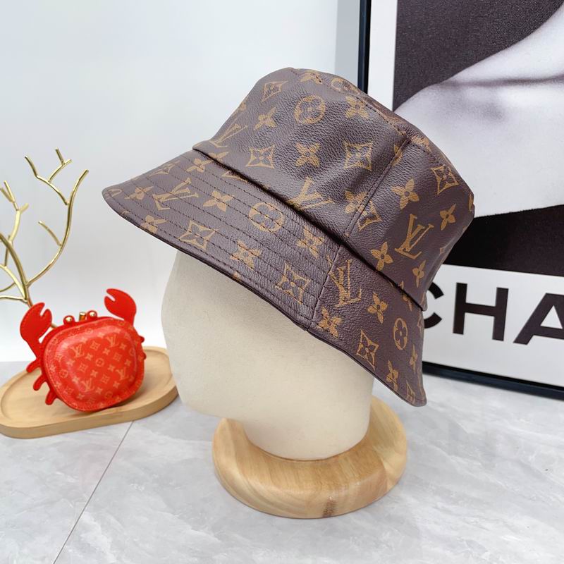 LV hat dx (39)