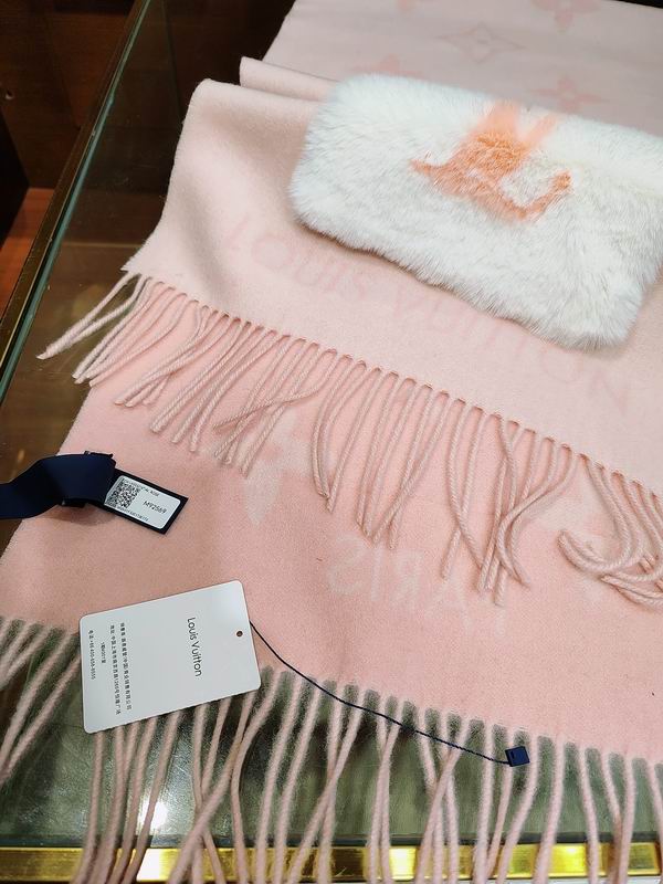 LV scarf 48X180cm 100%羊绒 E37 (1)