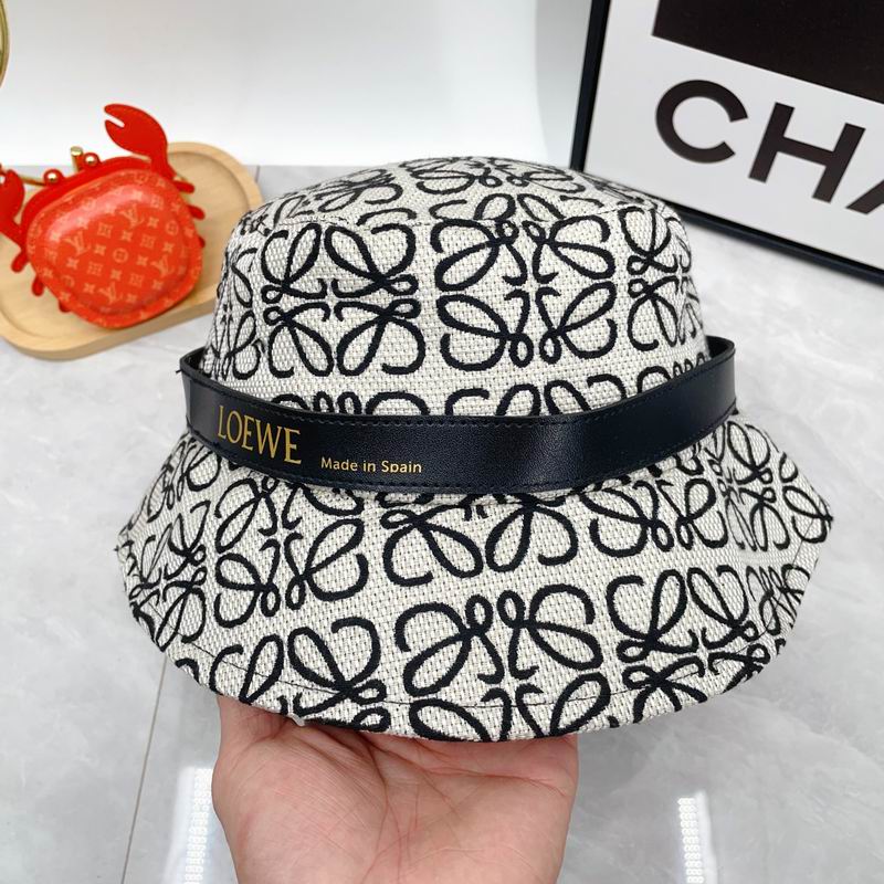 Loewe hat dx (23)