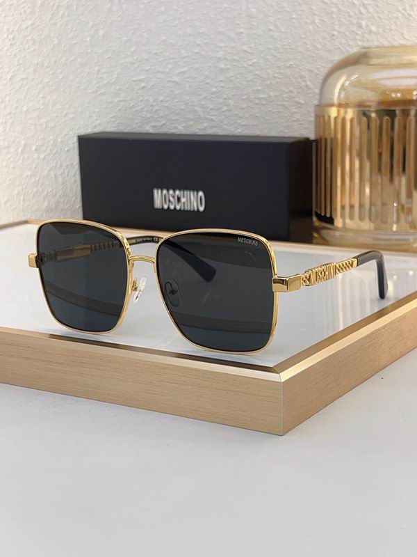 MOSCHINO MODELMOS 59 16-145 c06