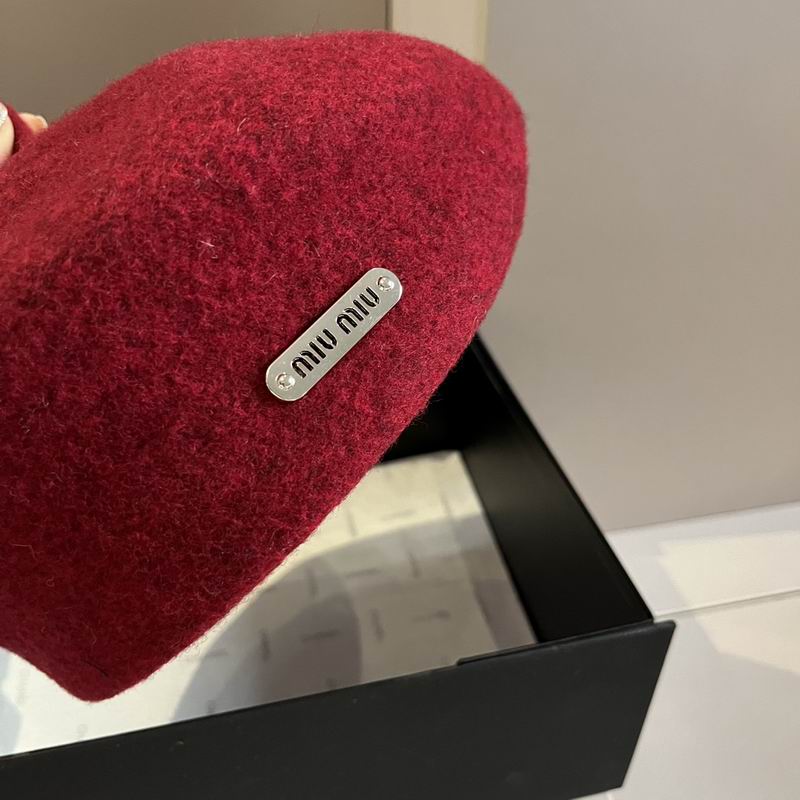 Miumiu beret (42)