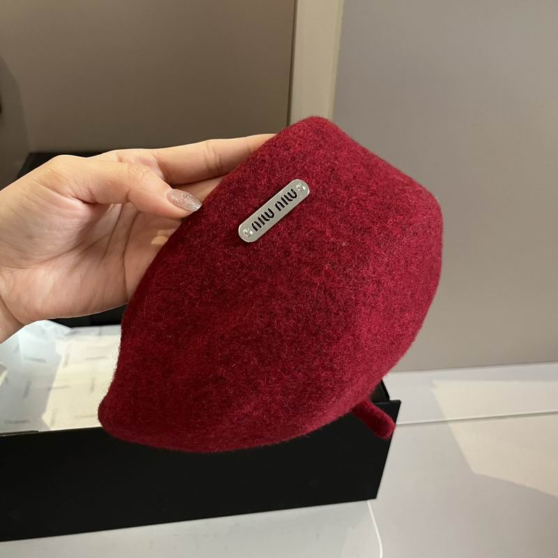 Miumiu beret (43)