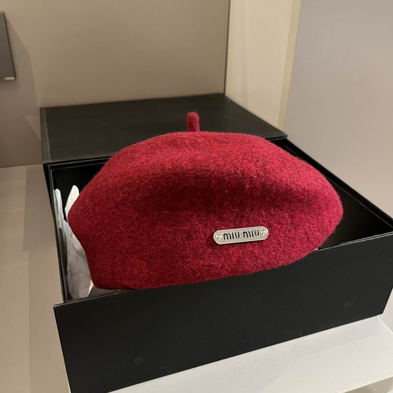 Miumiu beret (44)