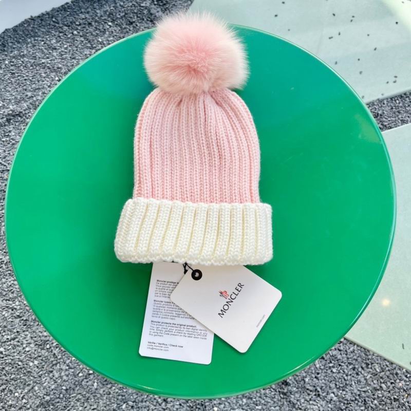 Moncler Hat (102)