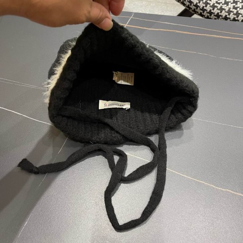 Moncler Hat (109)