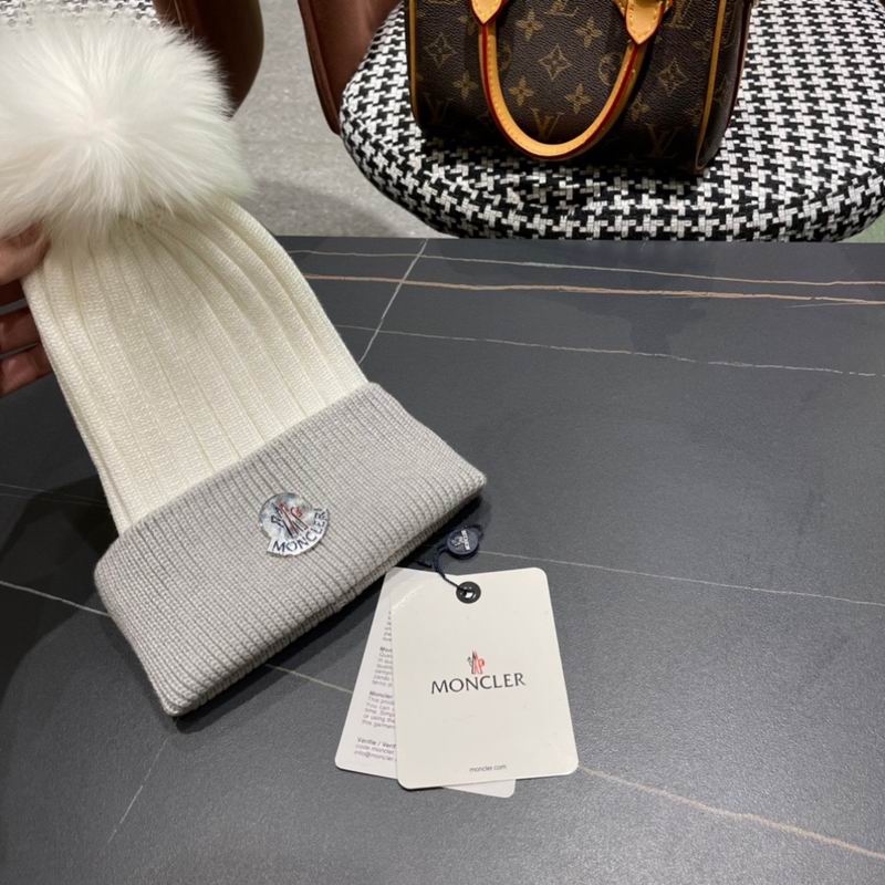 Moncler Hat (127)