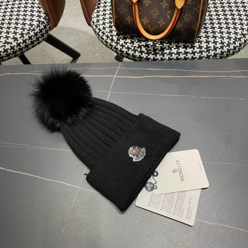 Moncler Hat (150)