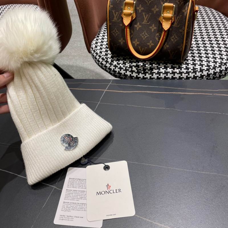 Moncler Hat (155)
