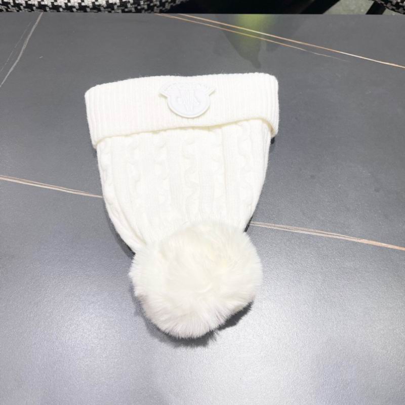 Moncler Hat (253)