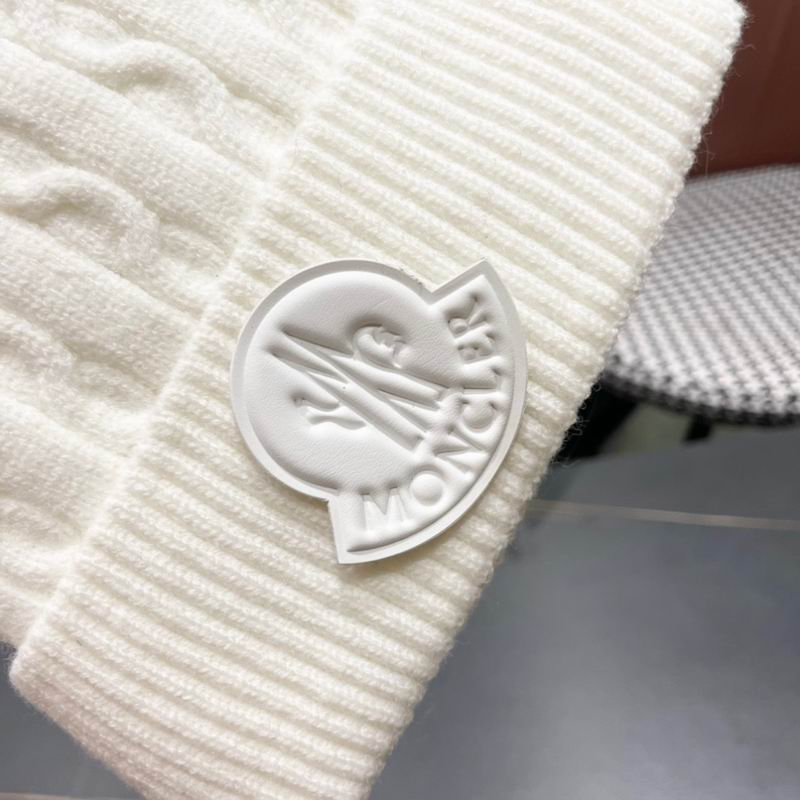 Moncler Hat (256)