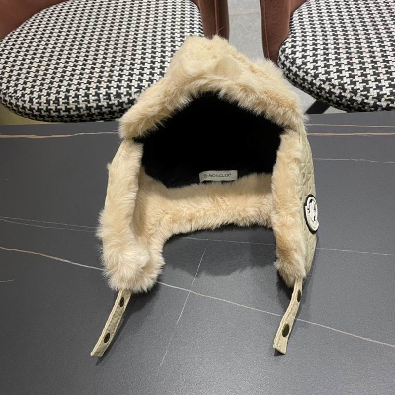 Moncler Hat (304)