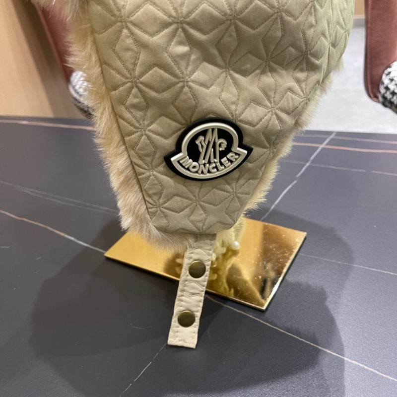 Moncler Hat (309)