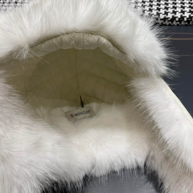 Moncler Hat (334)