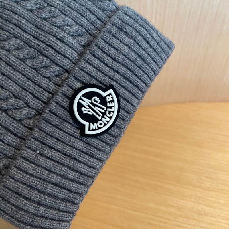 Moncler Hat (357)