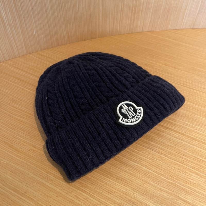 Moncler Hat (372)