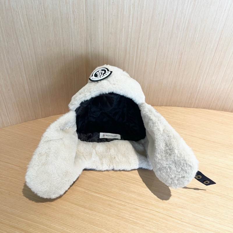 Moncler Hat (385)
