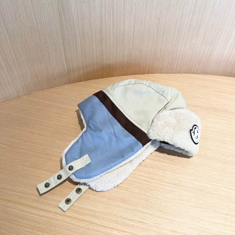Moncler Hat (406)
