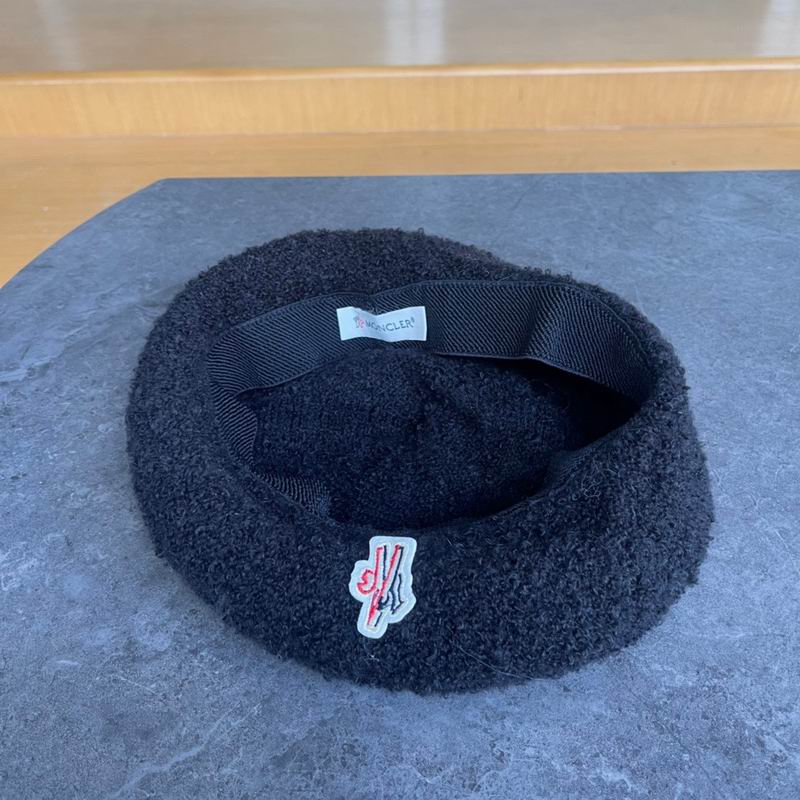 Moncler beret (12)