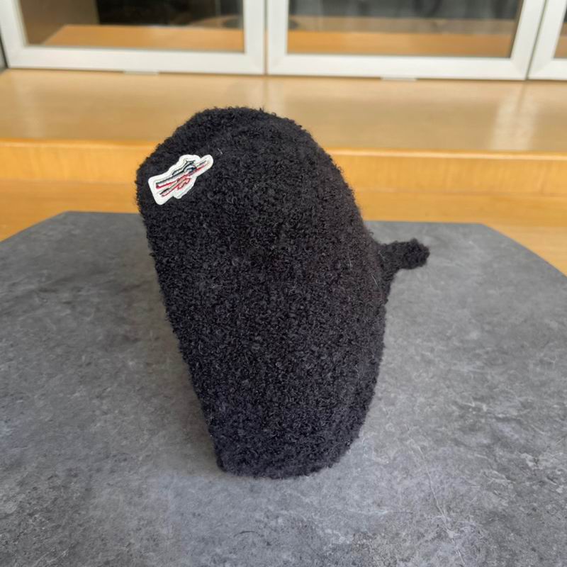 Moncler beret (13)