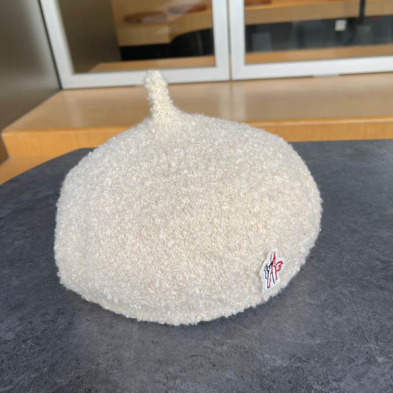Moncler beret (7)